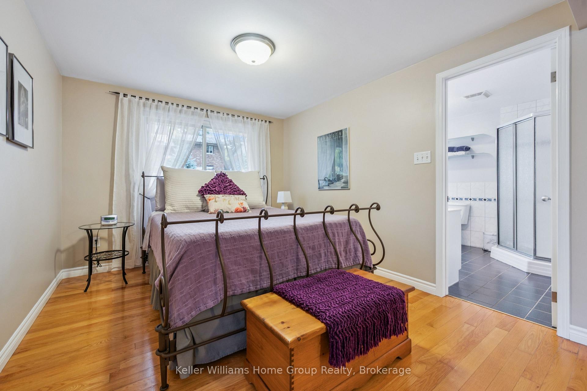 Photo 24 of 29 Shadybrook Crescent, Guelph, Kortright West — HOMEH