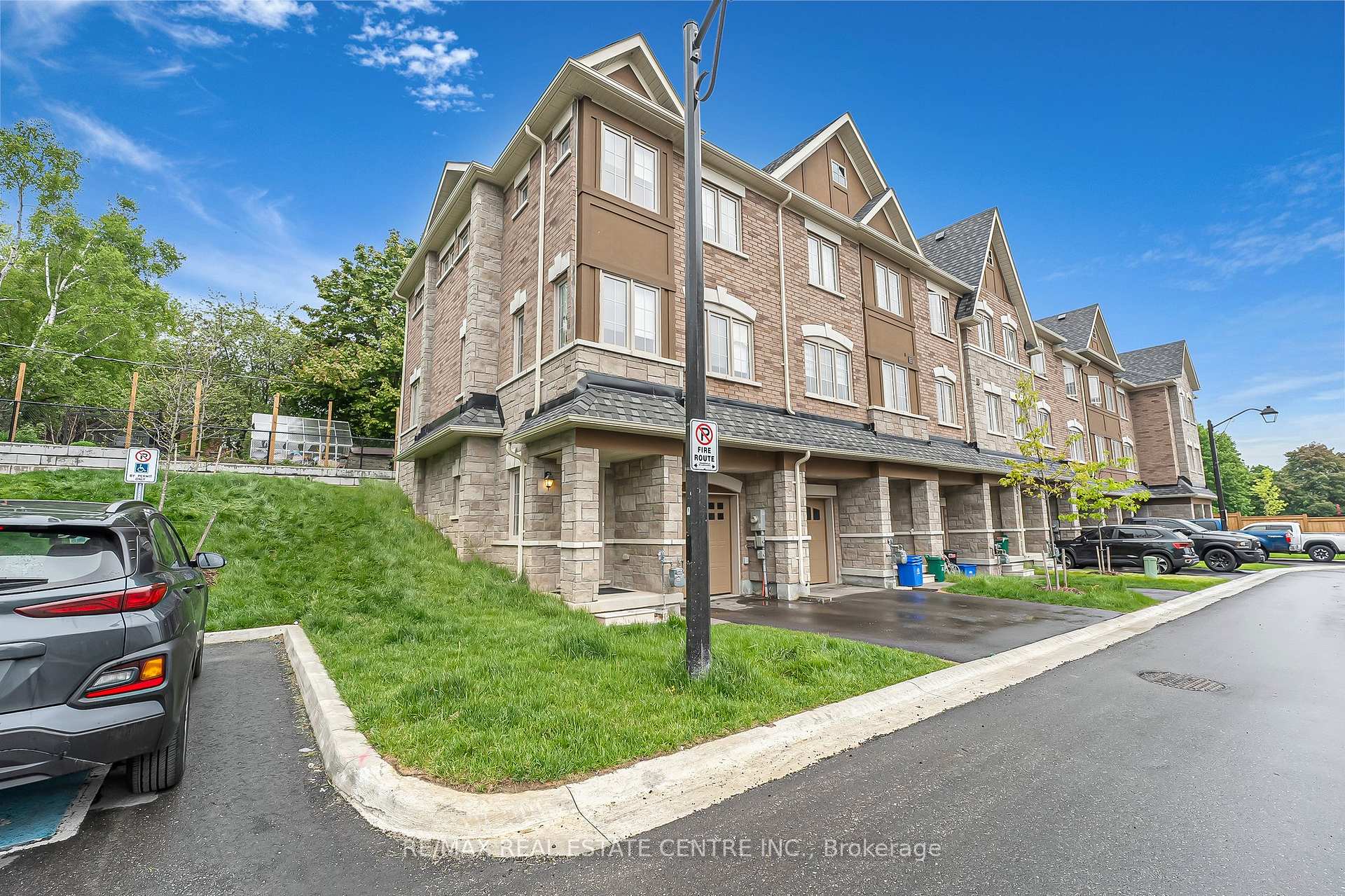 Front of Unit 24, 68 First Street