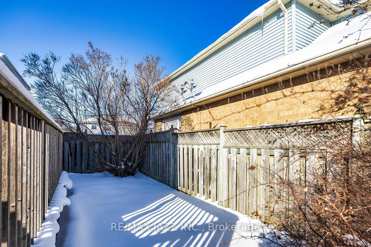 Photo 26 of 38 Newport Avenue, Clarington, Courtice — HOMEH