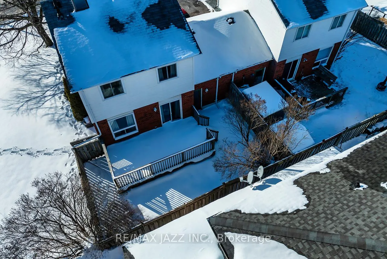 Photo 27 of 38 Newport Avenue, Clarington, Courtice — HOMEH