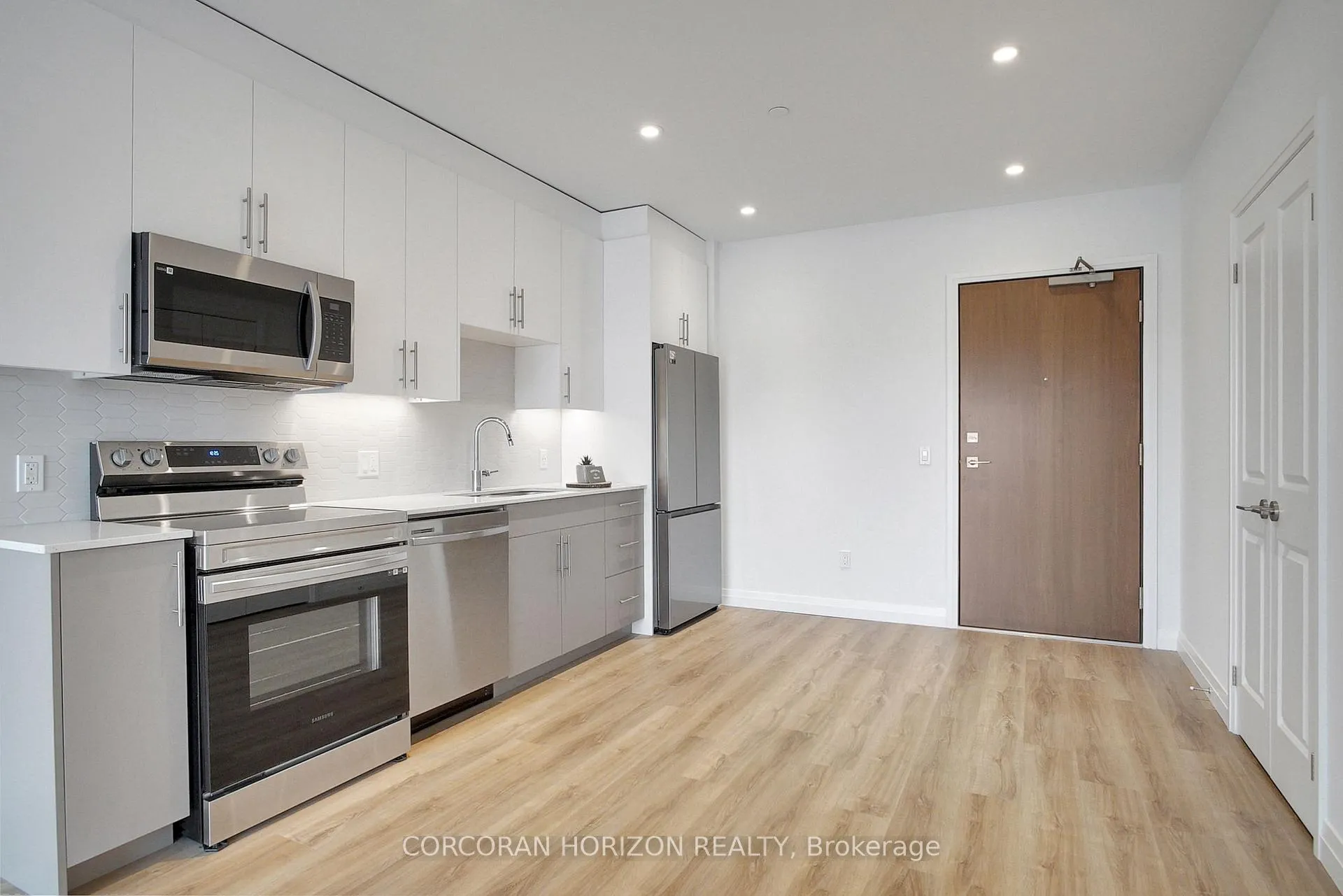 Photo 3 of Unit 316, 525 New Dundee Road, Kitchener — HOMEH