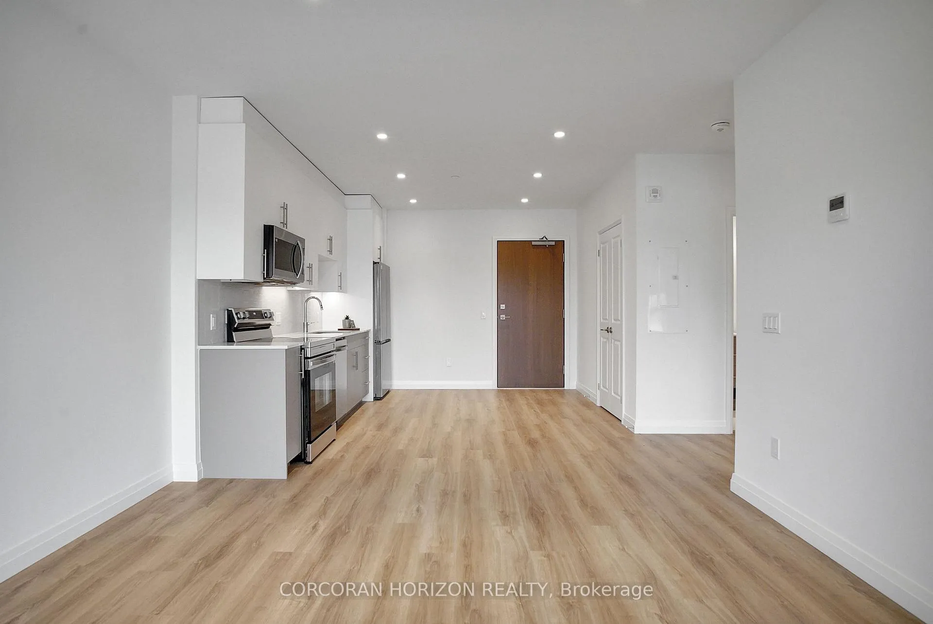 Photo 4 of Unit 316, 525 New Dundee Road, Kitchener — HOMEH