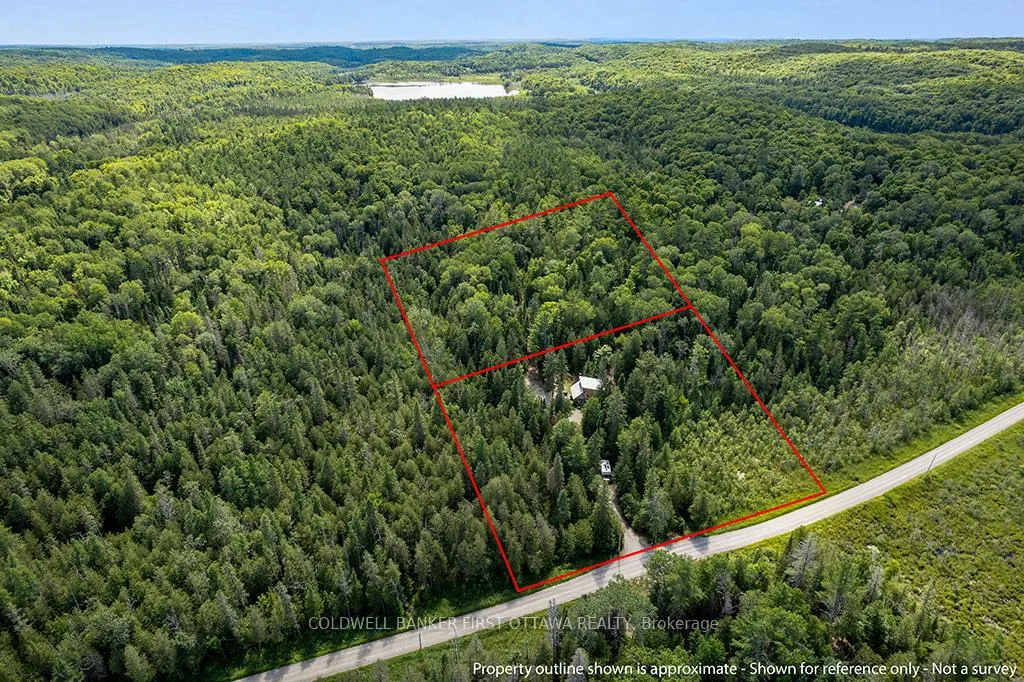Photo 3 of 1169 Mosque Lake Road, Frontenac, Frontenac North — HOMEH