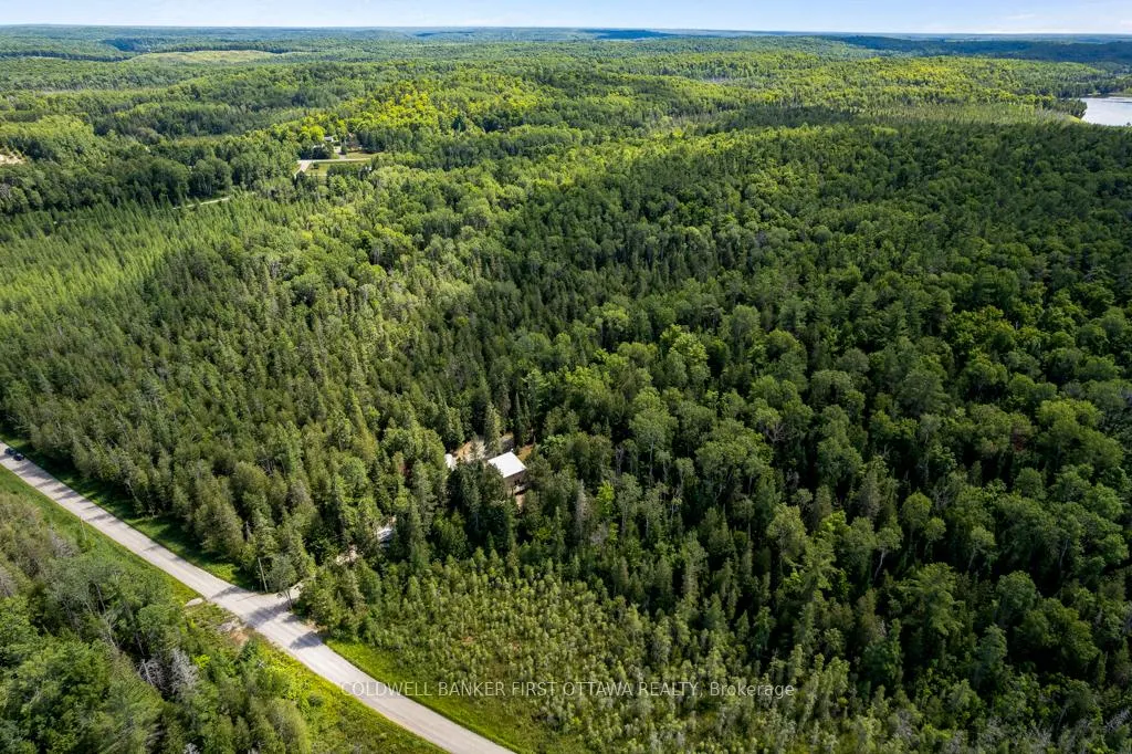 Photo 4 of 1169 Mosque Lake Road, Frontenac, Frontenac North — HOMEH