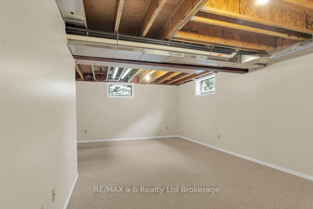 Photo 24 of 21 Windemere Avenue, Tillsonburg — HOMEH
