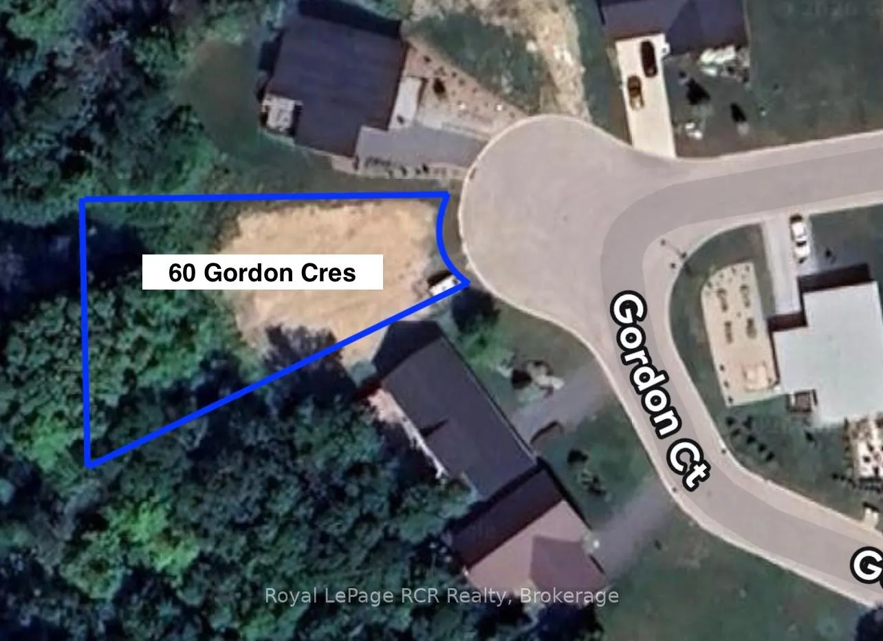 Photo 2 of 60 Gordon Crescent, Meaford — HOMEH