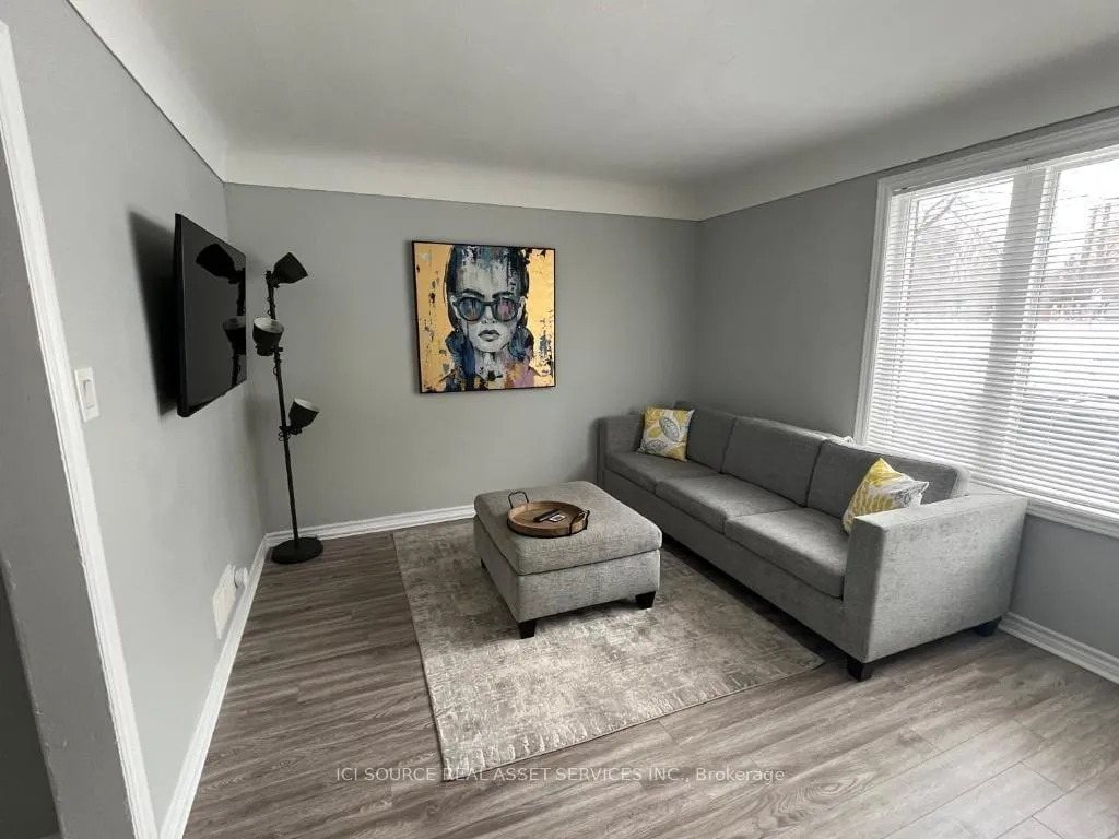 Photo 2 of 200 Cantin Street, Ottawa, Vanier — HOMEH