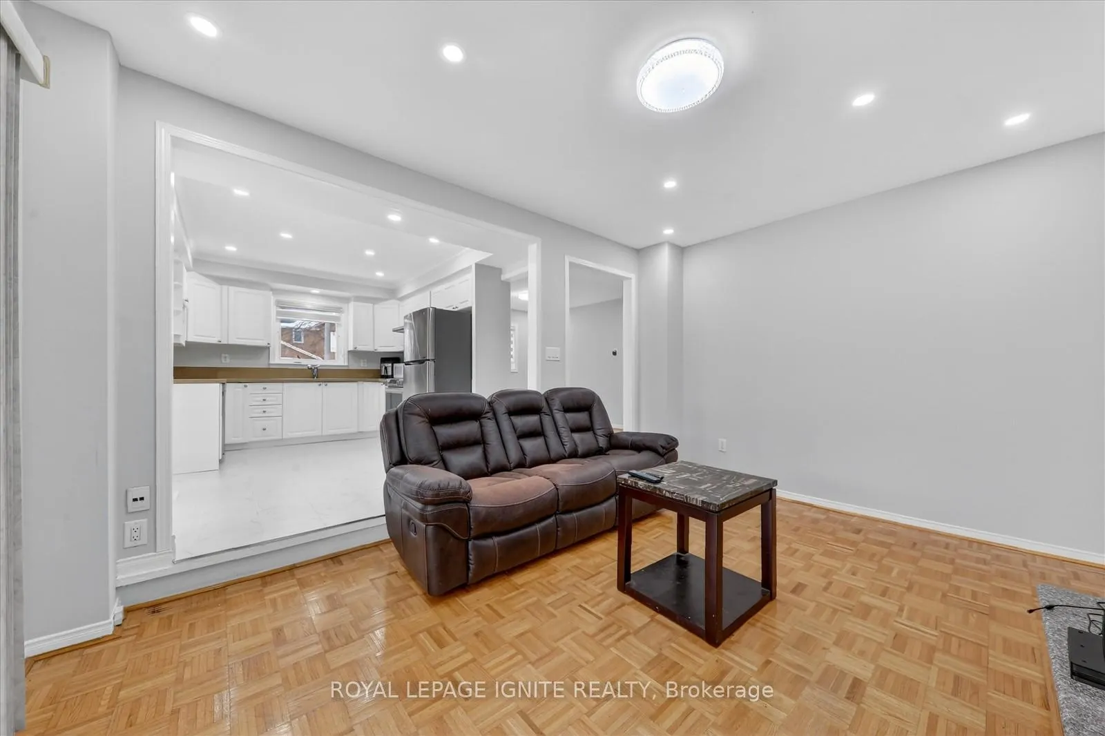 Photo 12 of 4 Millington Crescent, Ajax, Central — HOMEH