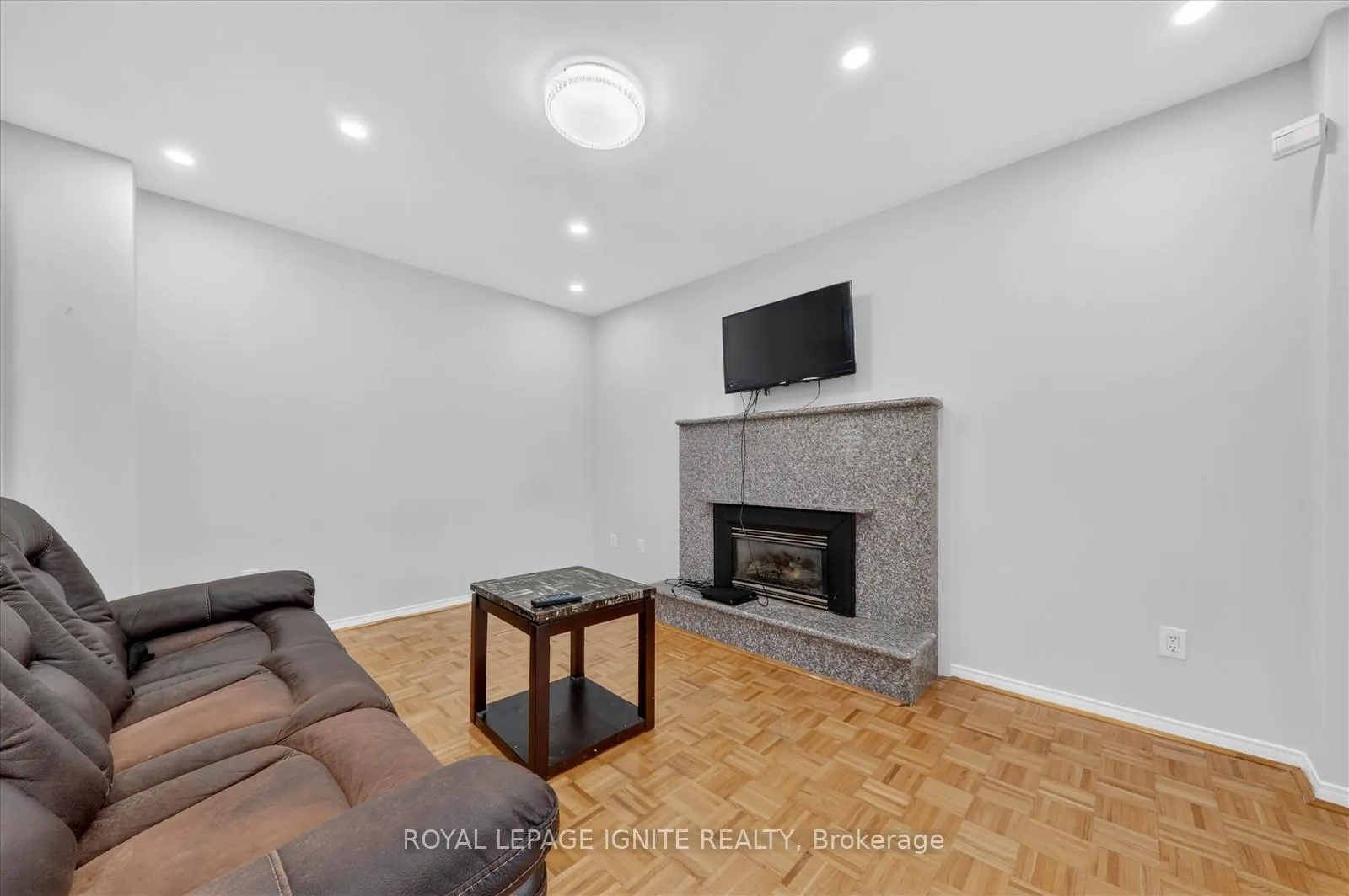 Photo 13 of 4 Millington Crescent, Ajax, Central — HOMEH