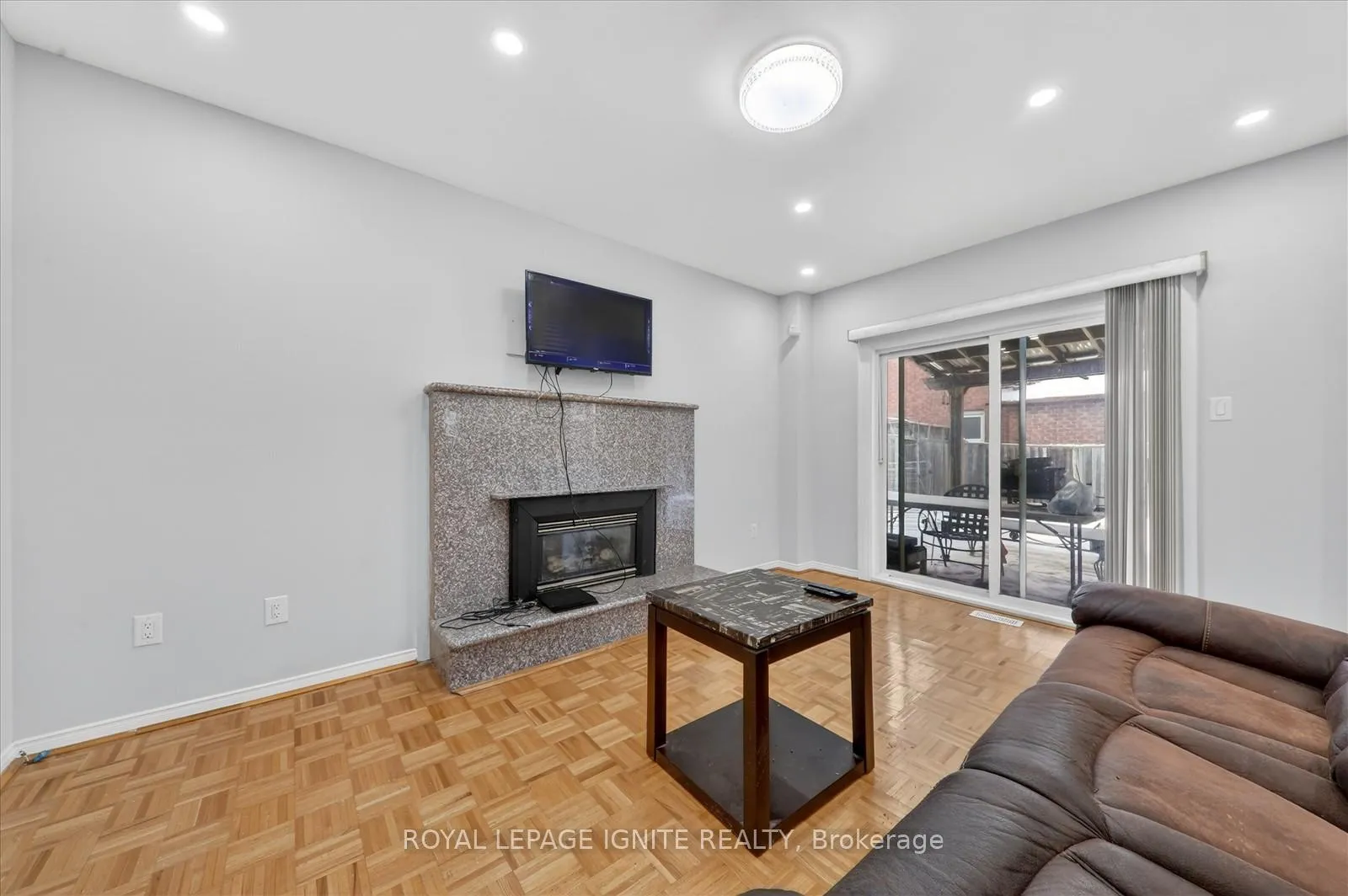 Photo 14 of 4 Millington Crescent, Ajax, Central — HOMEH