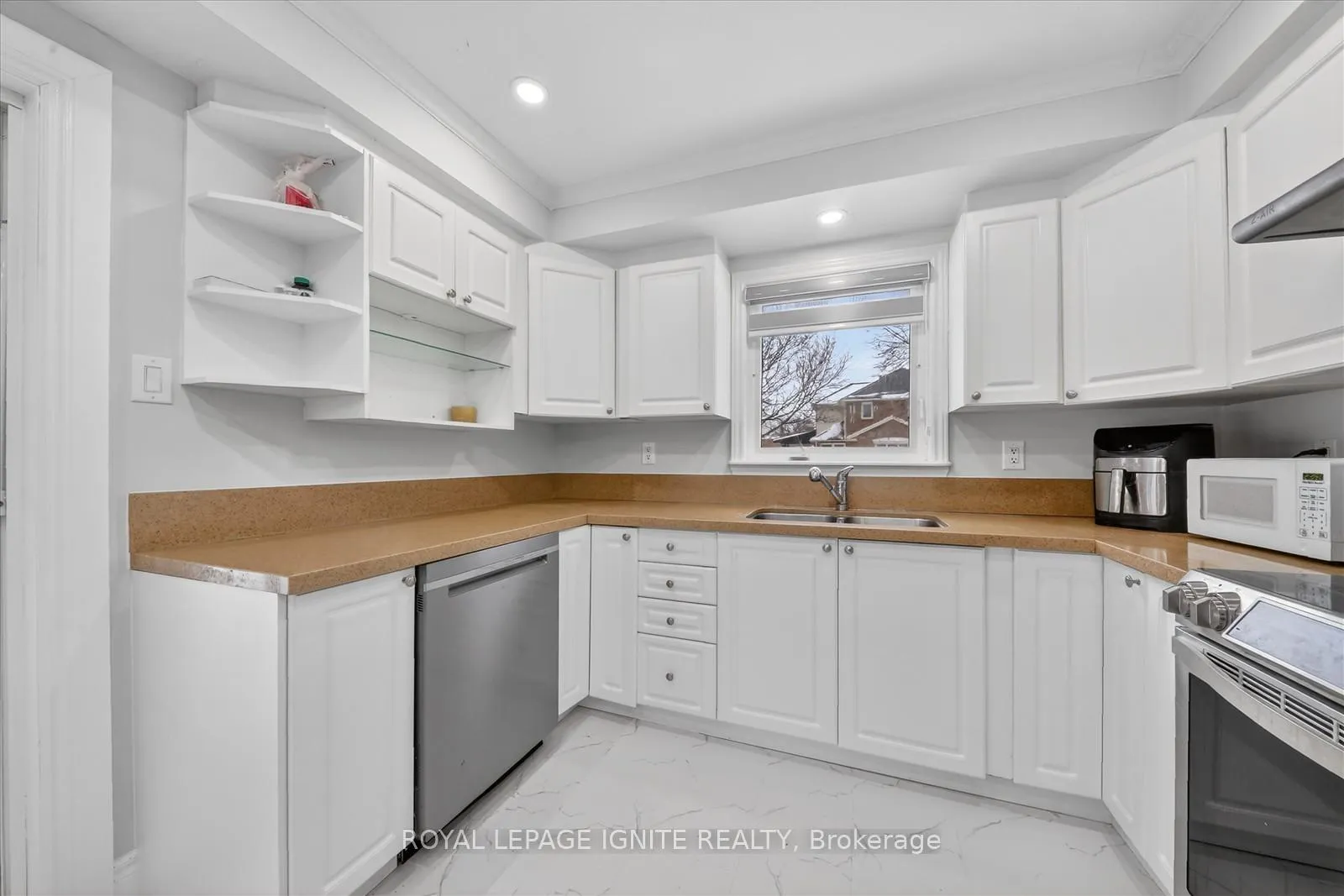 Photo 19 of 4 Millington Crescent, Ajax, Central — HOMEH