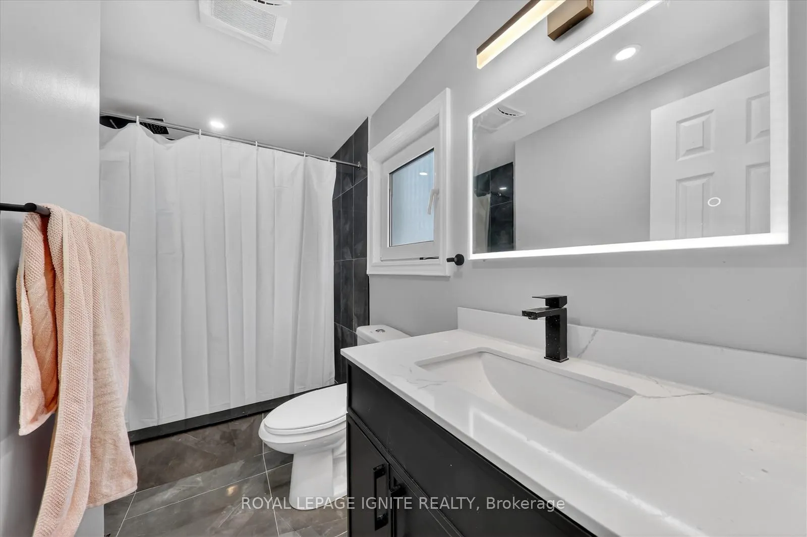 Photo 25 of 4 Millington Crescent, Ajax, Central — HOMEH