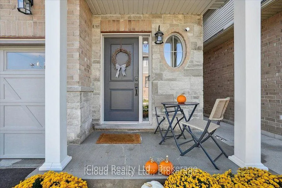 Photo 12 of 136 Dunrobin Lane, Grimsby, Grimsby Beach — HOMEH