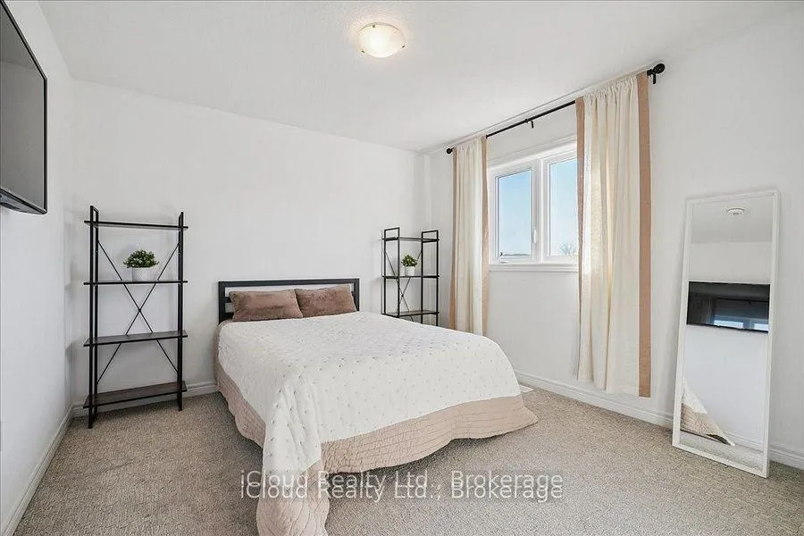 Photo 30 of 136 Dunrobin Lane, Grimsby, Grimsby Beach — HOMEH