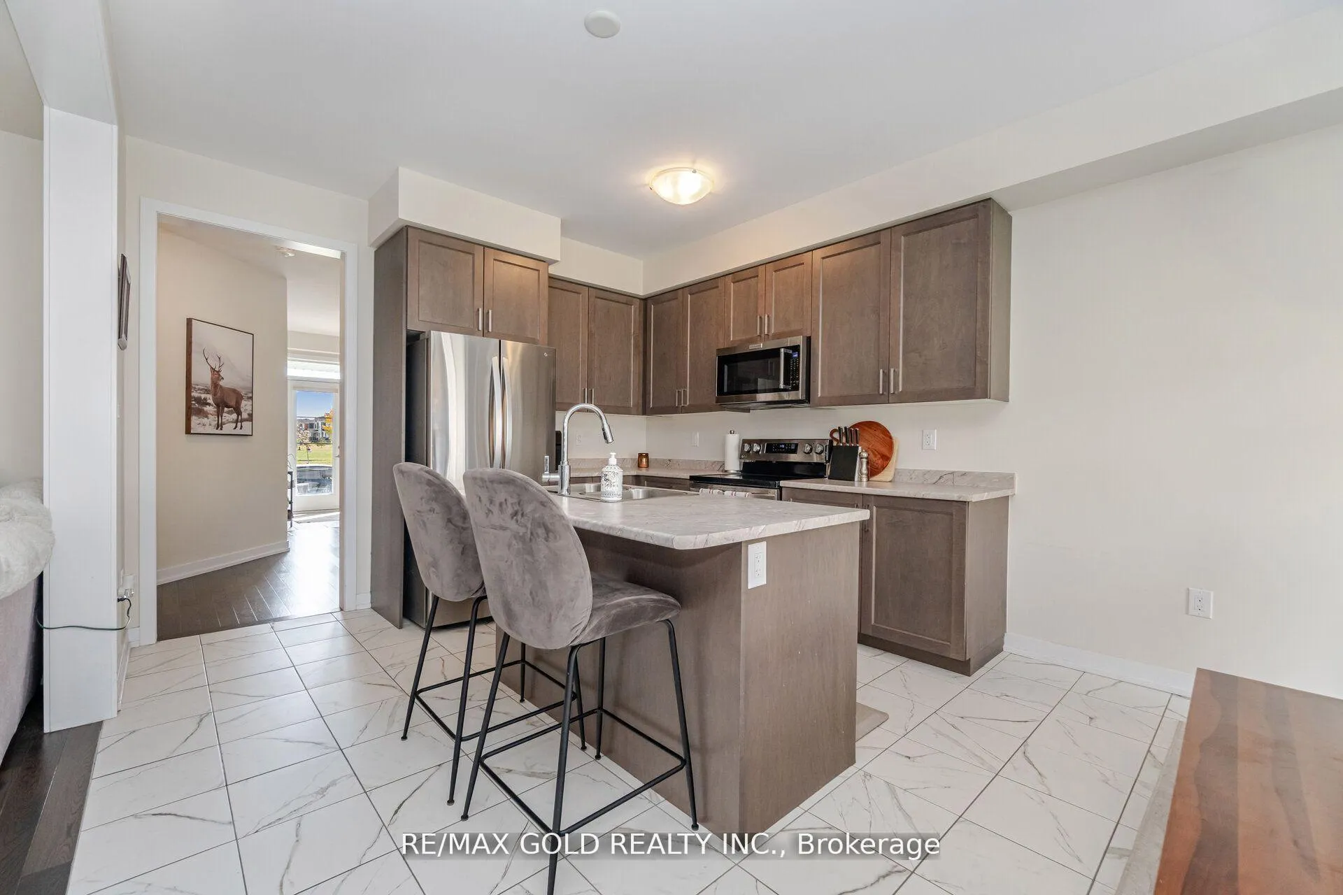 Photo 5 of 128 Whithorn Crescent, Haldimand — HOMEH