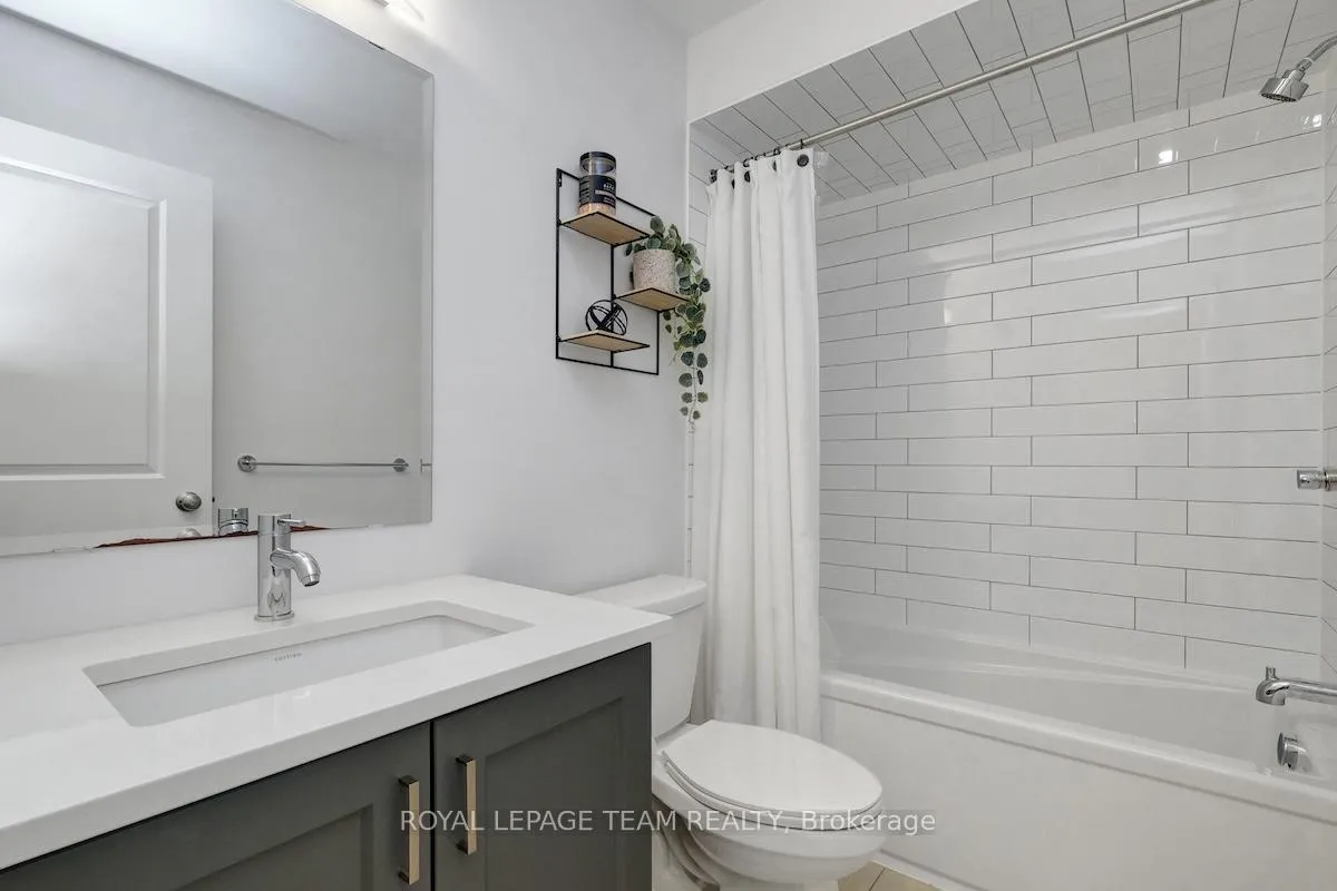 Photo 33 of 807 Clapham Terrace, Ottawa, Stittsville (South) — HOMEH