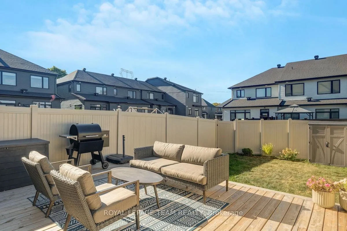 Photo 41 of 807 Clapham Terrace, Ottawa, Stittsville (South) — HOMEH