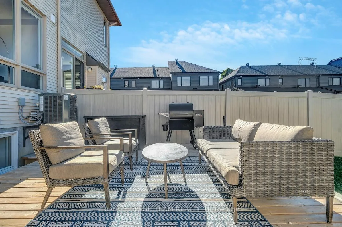 Photo 44 of 807 Clapham Terrace, Ottawa, Stittsville (South) — HOMEH