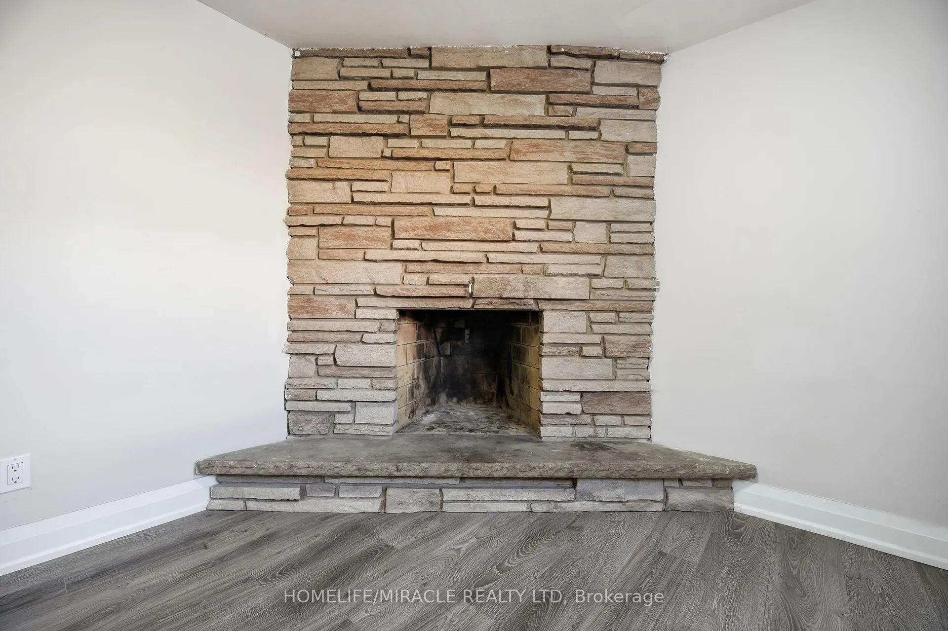 Photo 40 of 290 Lincoln Road, Waterloo, Lincoln Heights — HOMEH