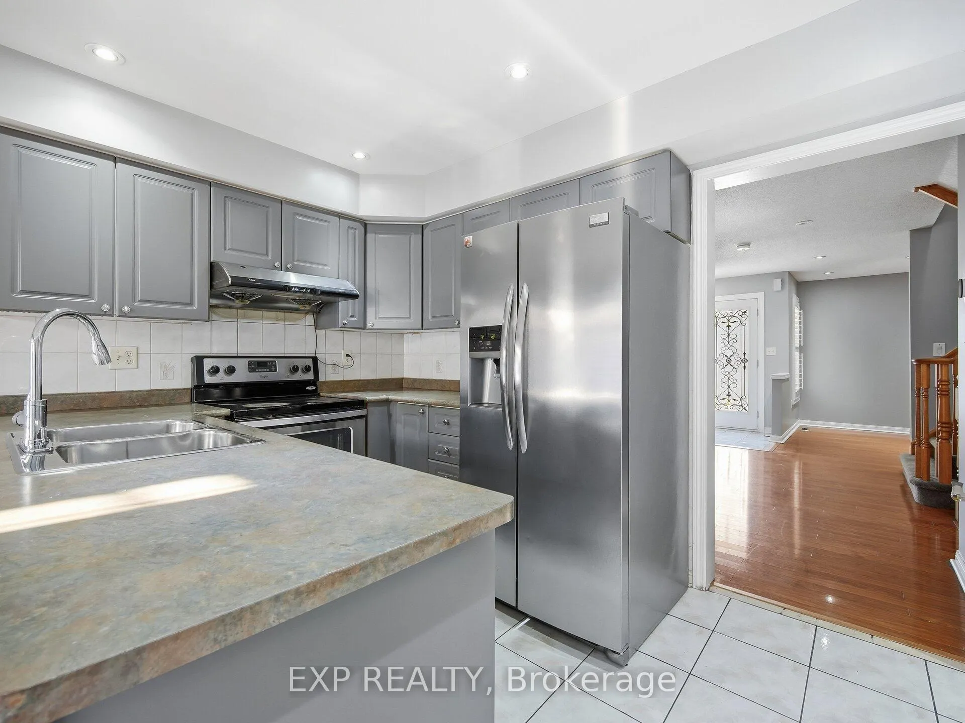 Photo 19 of 48 Mount Ranier Crescent, Brampton, Sandringham-Wellington — HOMEH