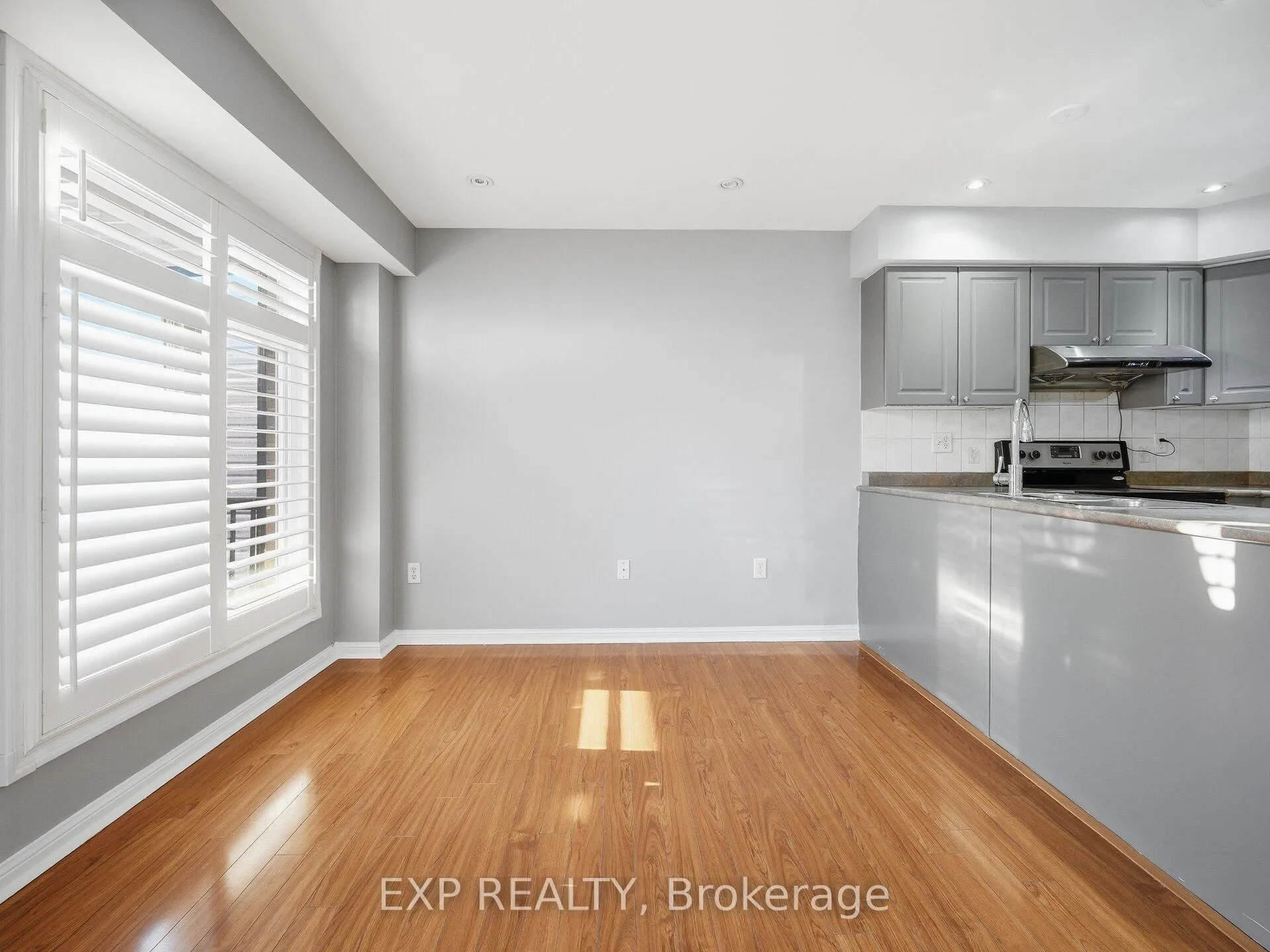 Photo 20 of 48 Mount Ranier Crescent, Brampton, Sandringham-Wellington — HOMEH