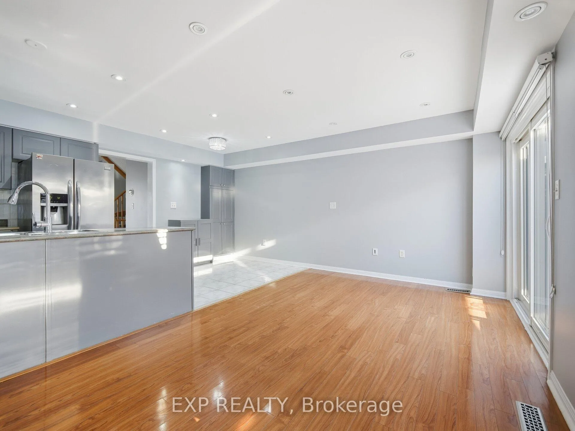Photo 21 of 48 Mount Ranier Crescent, Brampton, Sandringham-Wellington — HOMEH