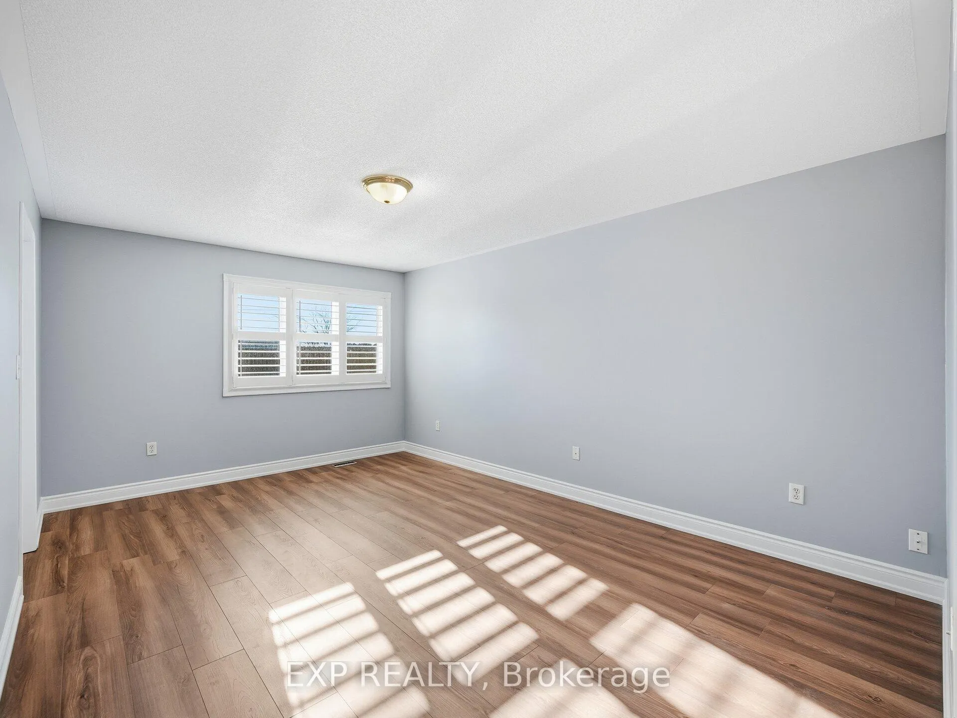Photo 26 of 48 Mount Ranier Crescent, Brampton, Sandringham-Wellington — HOMEH