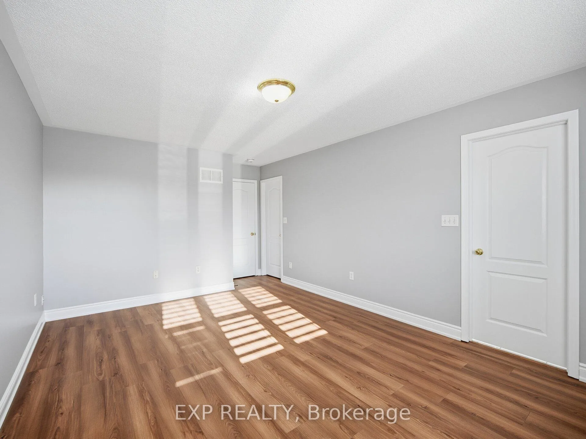 Photo 27 of 48 Mount Ranier Crescent, Brampton, Sandringham-Wellington — HOMEH