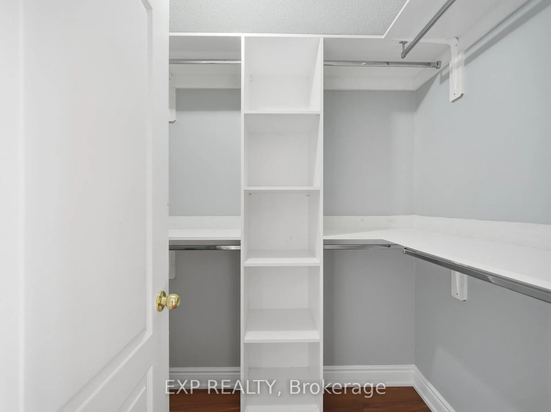 Photo 31 of 48 Mount Ranier Crescent, Brampton, Sandringham-Wellington — HOMEH