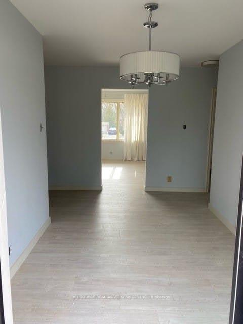 Photo 3 of Unit Main Fl, 107 Vancouver Drive, Guelph, St. George's — HOMEH