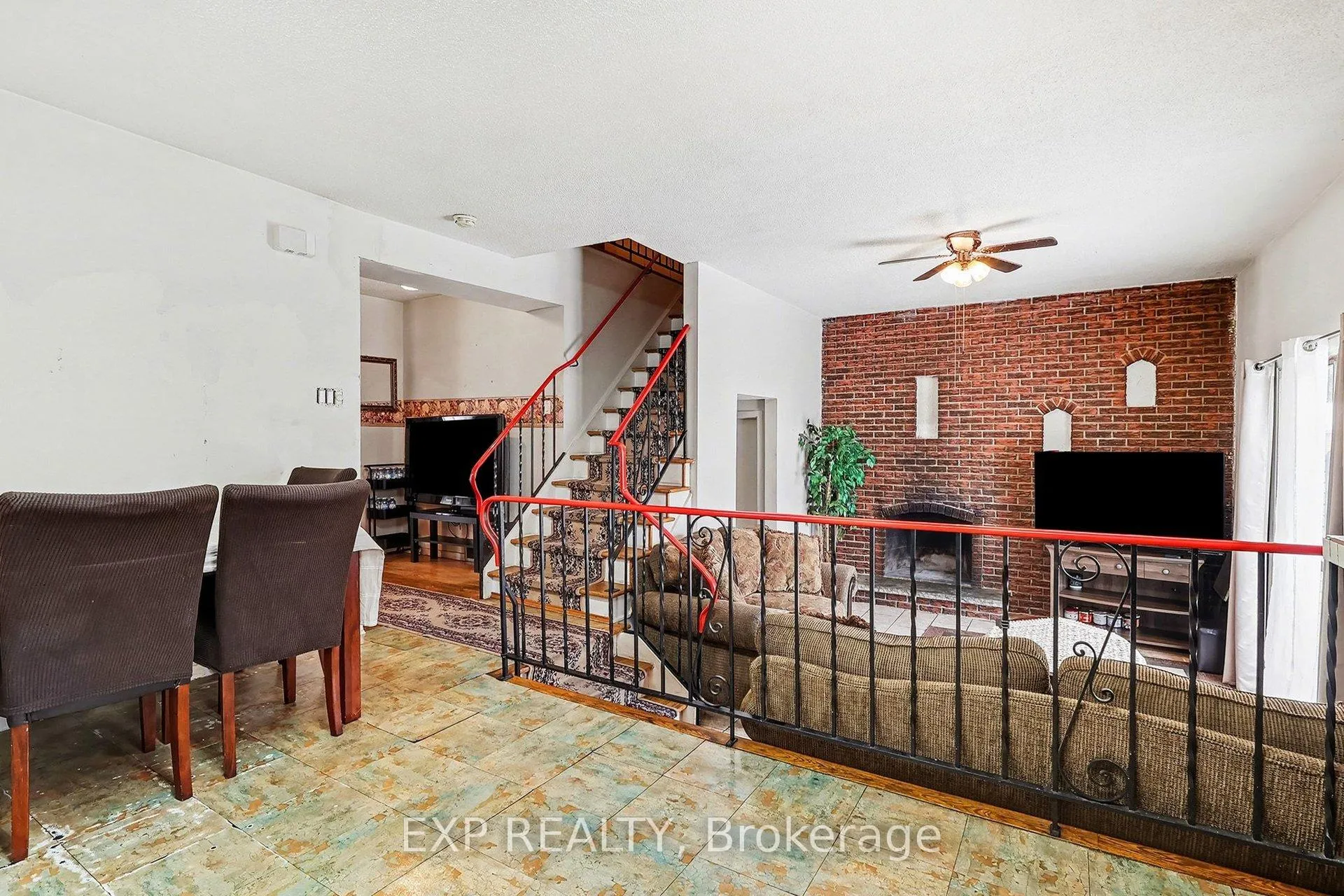 Photo 11 of 2211 St Laurent Boulevard, Ottawa, Hawthorne Meadows — HOMEH