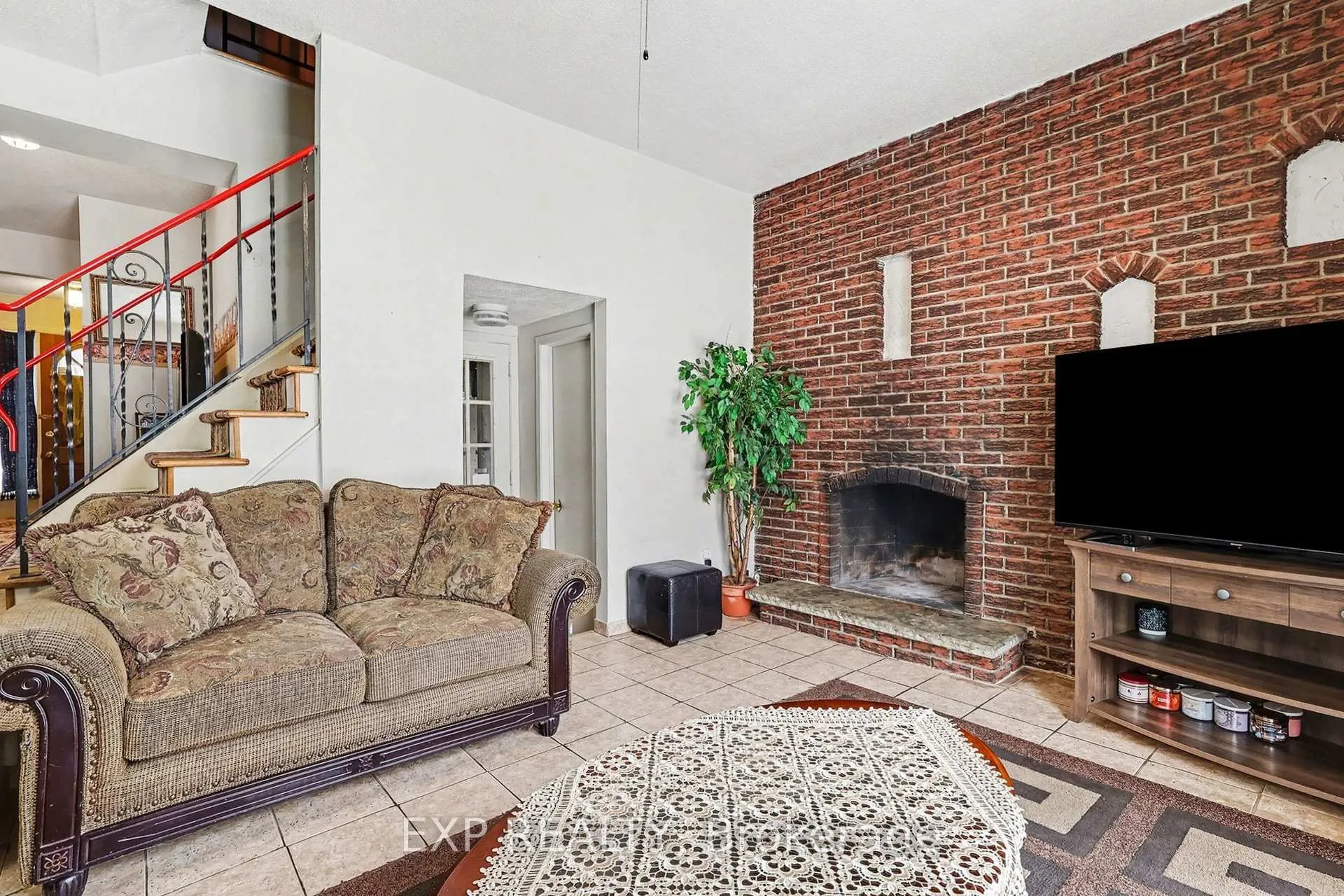 Photo 15 of 2211 St Laurent Boulevard, Ottawa, Hawthorne Meadows — HOMEH