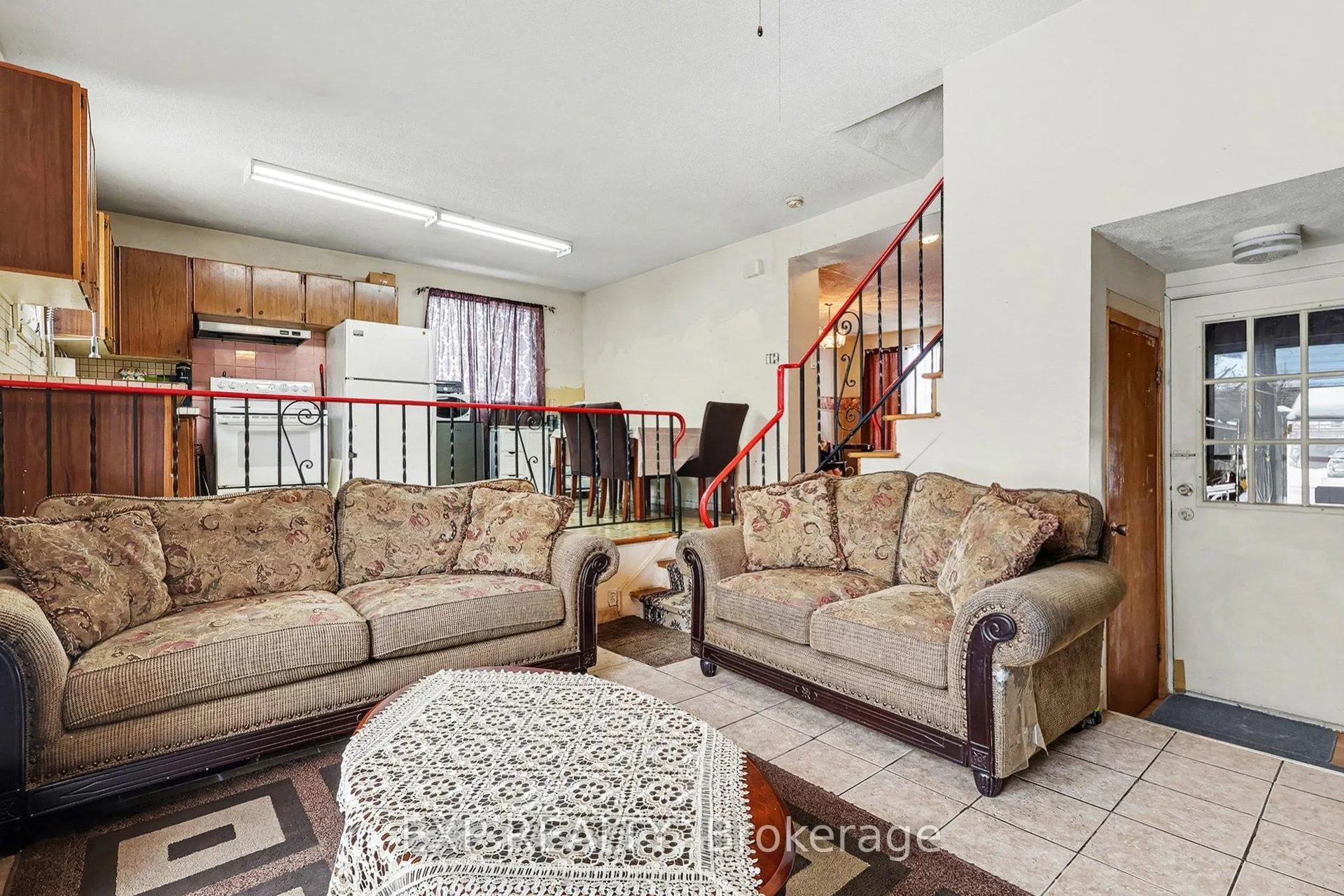 Photo 16 of 2211 St Laurent Boulevard, Ottawa, Hawthorne Meadows — HOMEH