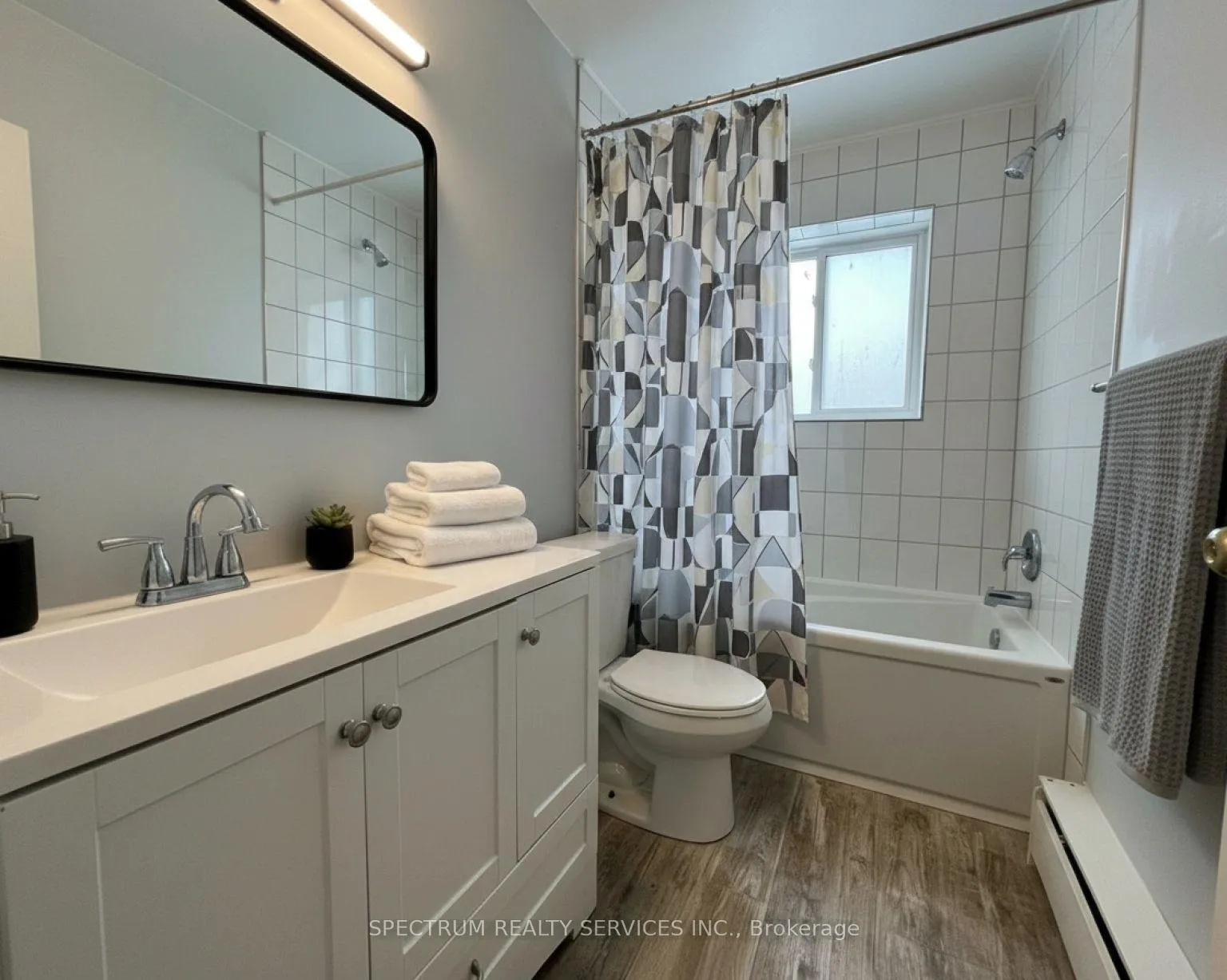 Photo 5 of Unit 3, 357 Connaught Street, Kitchener — HOMEH