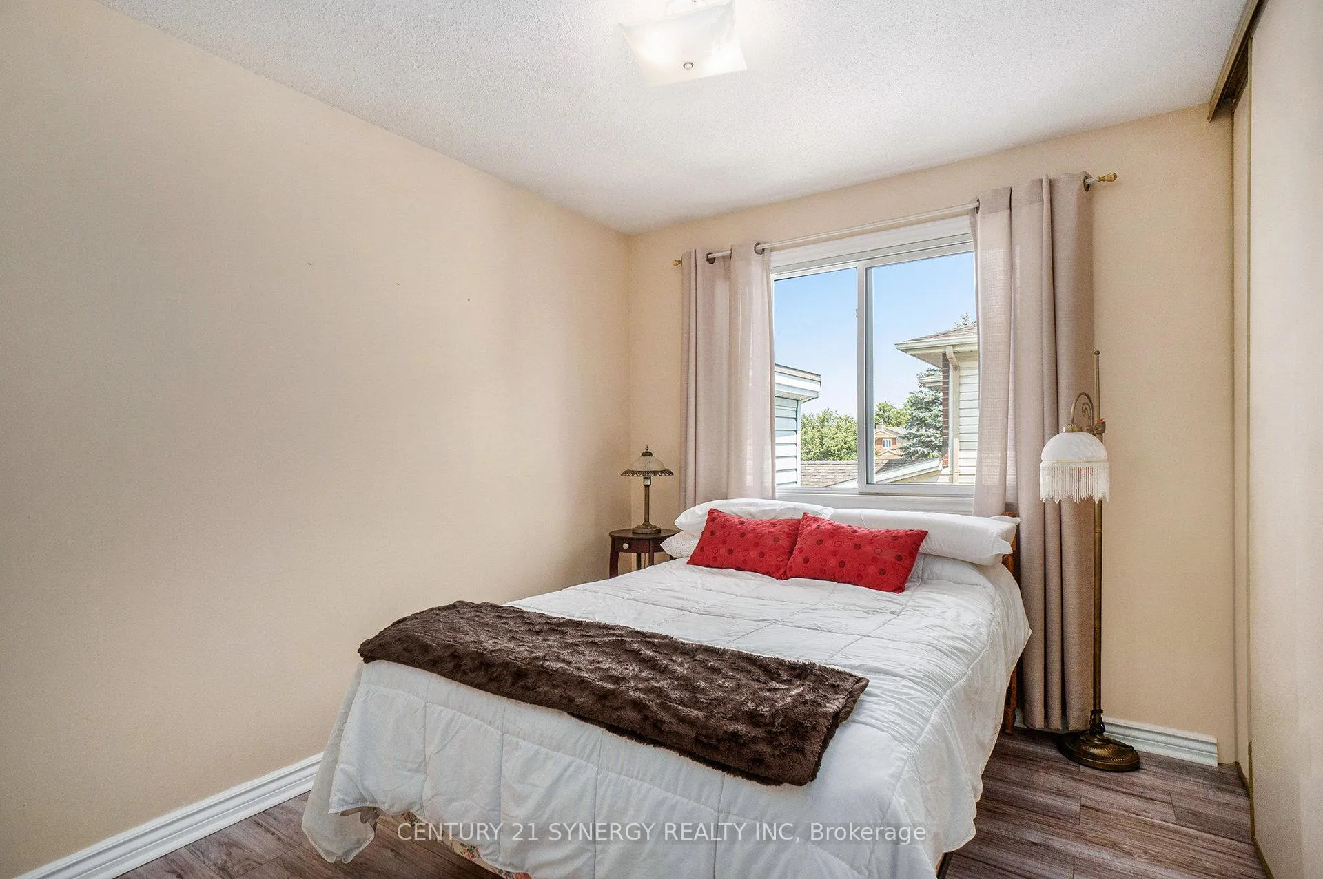 Photo 23 of 488 Harrowsmith Way, Ottawa, Fallingbrook/Gardenway South — HOMEH