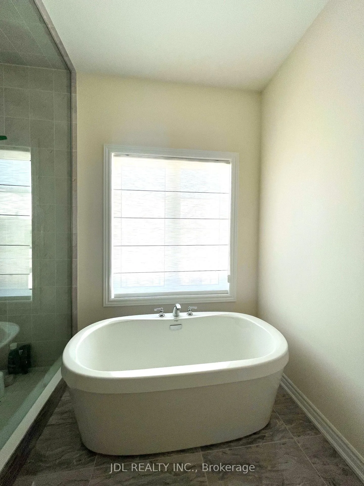 Photo 12 of 3167 Blazing Star Avenue, Pickering, Rural Pickering — HOMEH