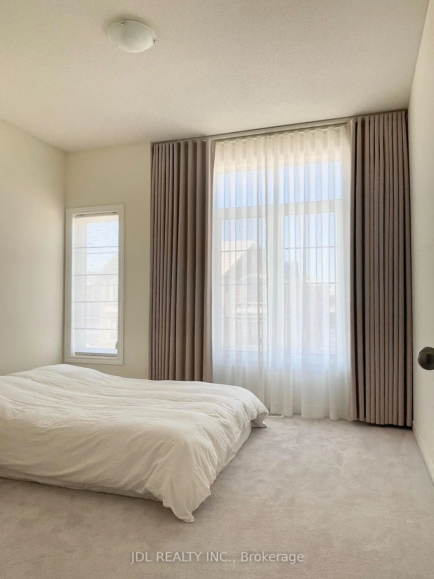 Photo 14 of 3167 Blazing Star Avenue, Pickering, Rural Pickering — HOMEH