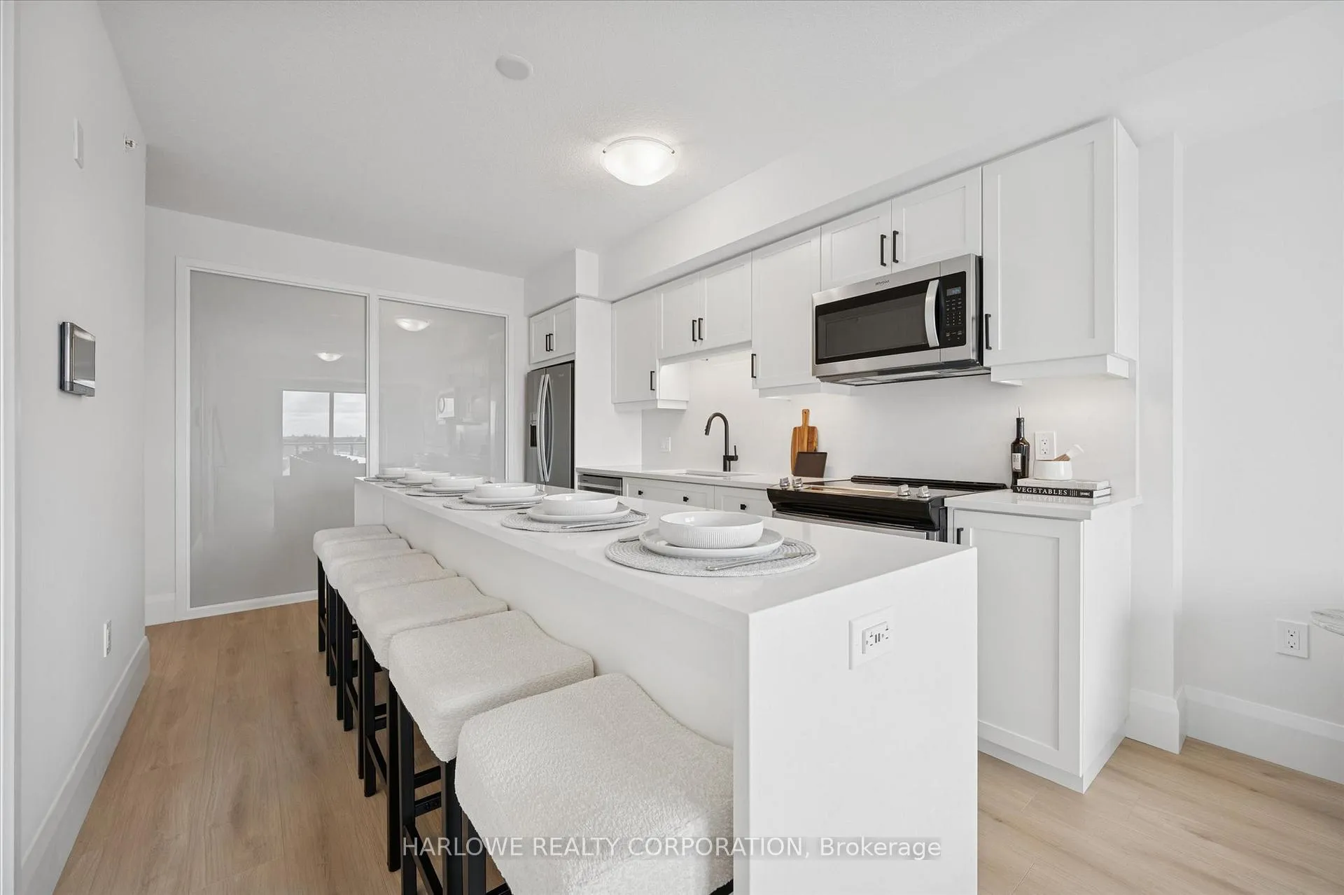 Photo 4 of Unit 506, 93 Arthur Street S, Guelph, St. Patrick's Ward — HOMEH