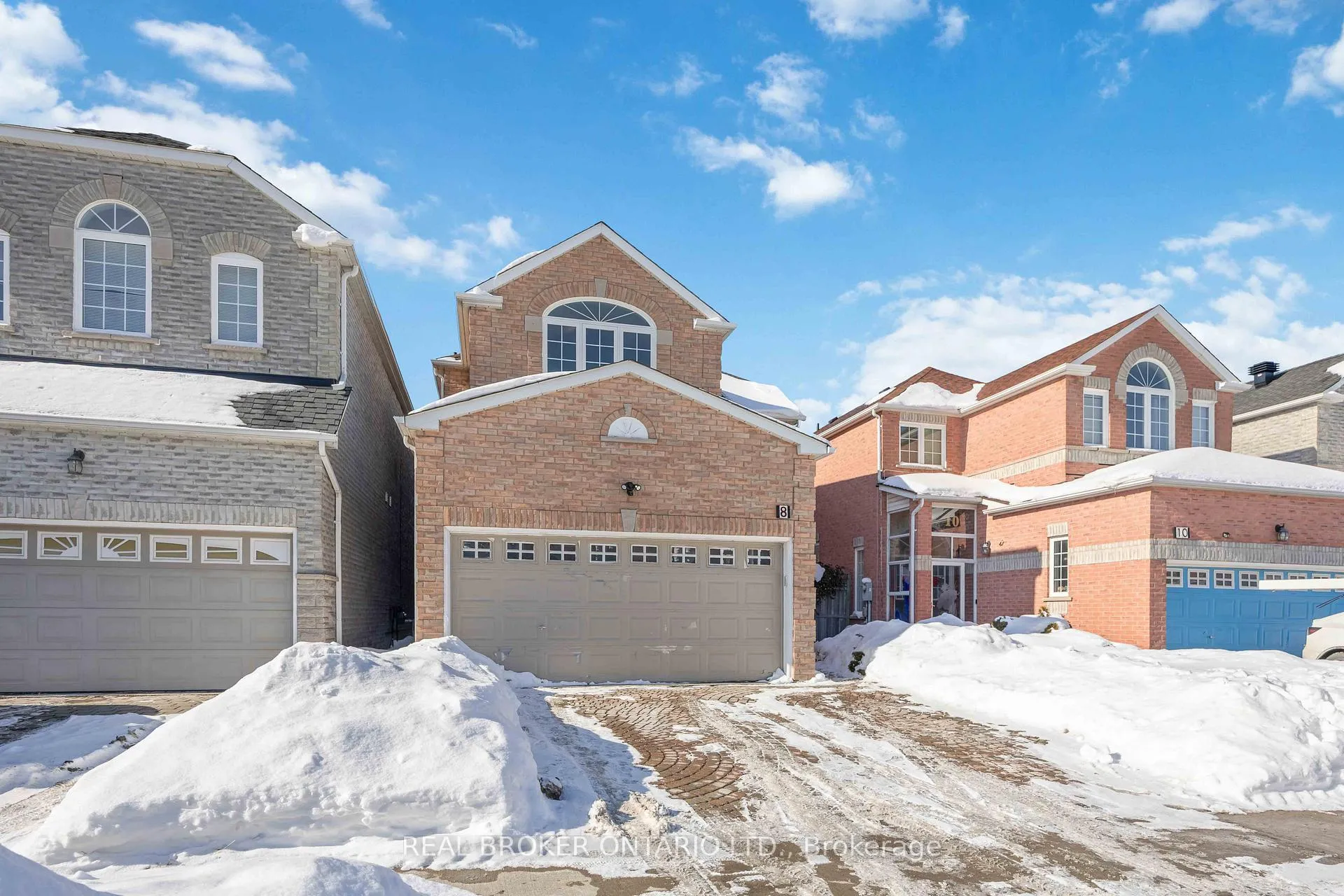 Photo 1 of 8 Medley Crescent, Markham, Milliken Mills East — HOMEH