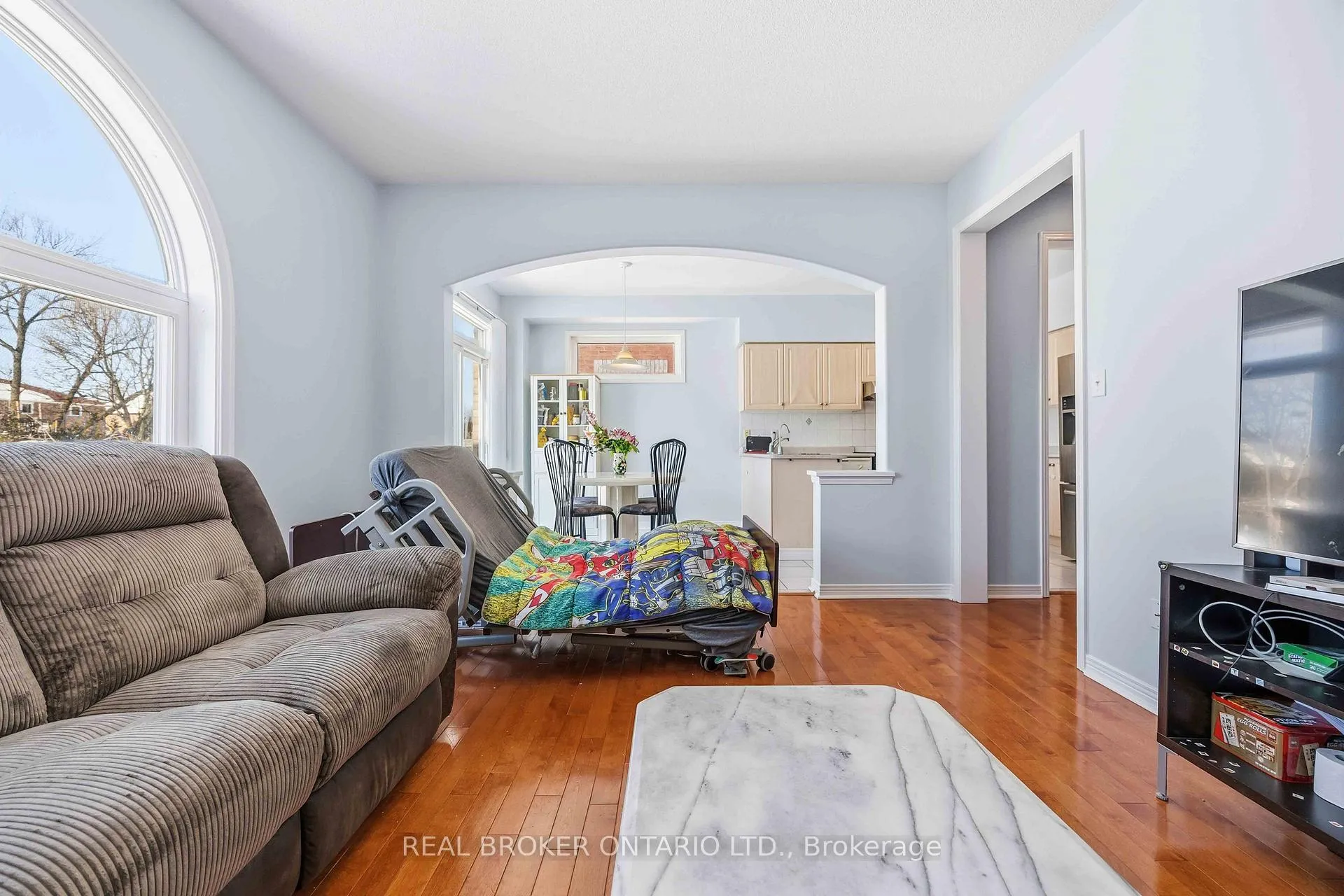 Photo 15 of 8 Medley Crescent, Markham, Milliken Mills East — HOMEH