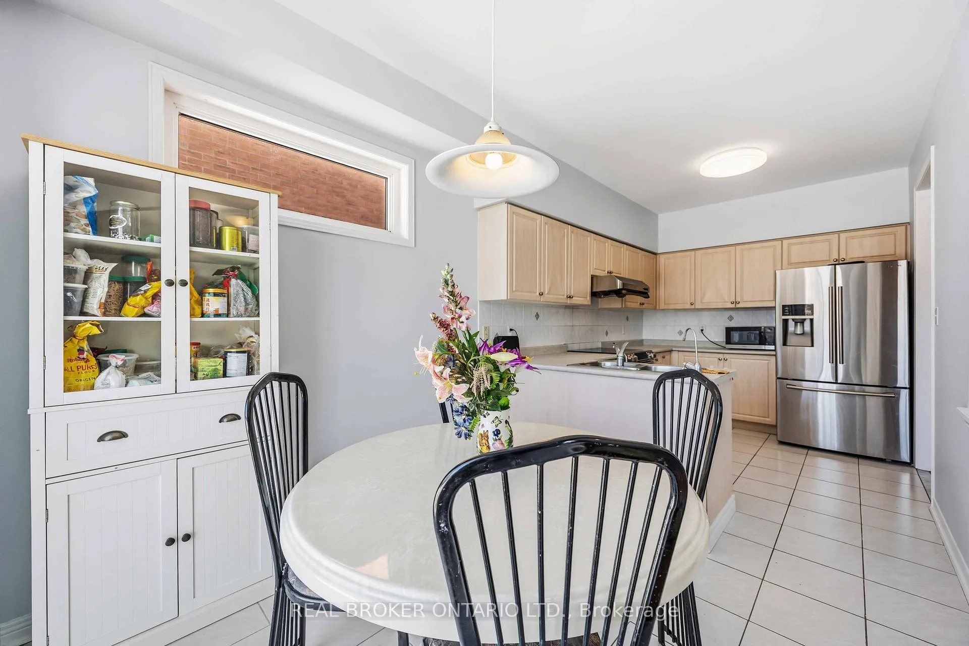 Photo 23 of 8 Medley Crescent, Markham, Milliken Mills East — HOMEH