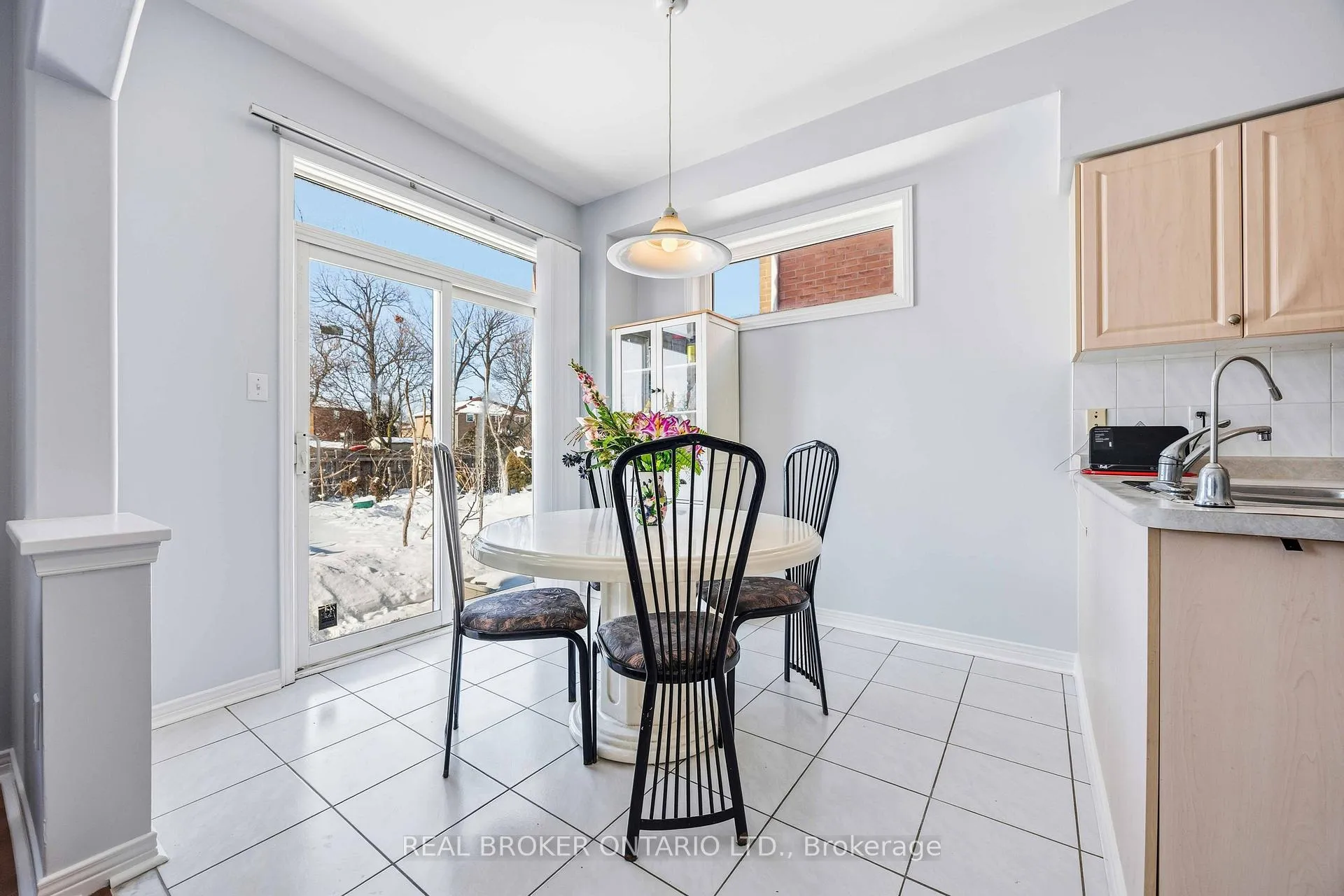 Photo 25 of 8 Medley Crescent, Markham, Milliken Mills East — HOMEH