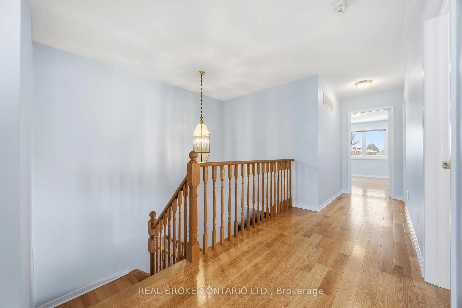 Photo 36 of 8 Medley Crescent, Markham, Milliken Mills East — HOMEH
