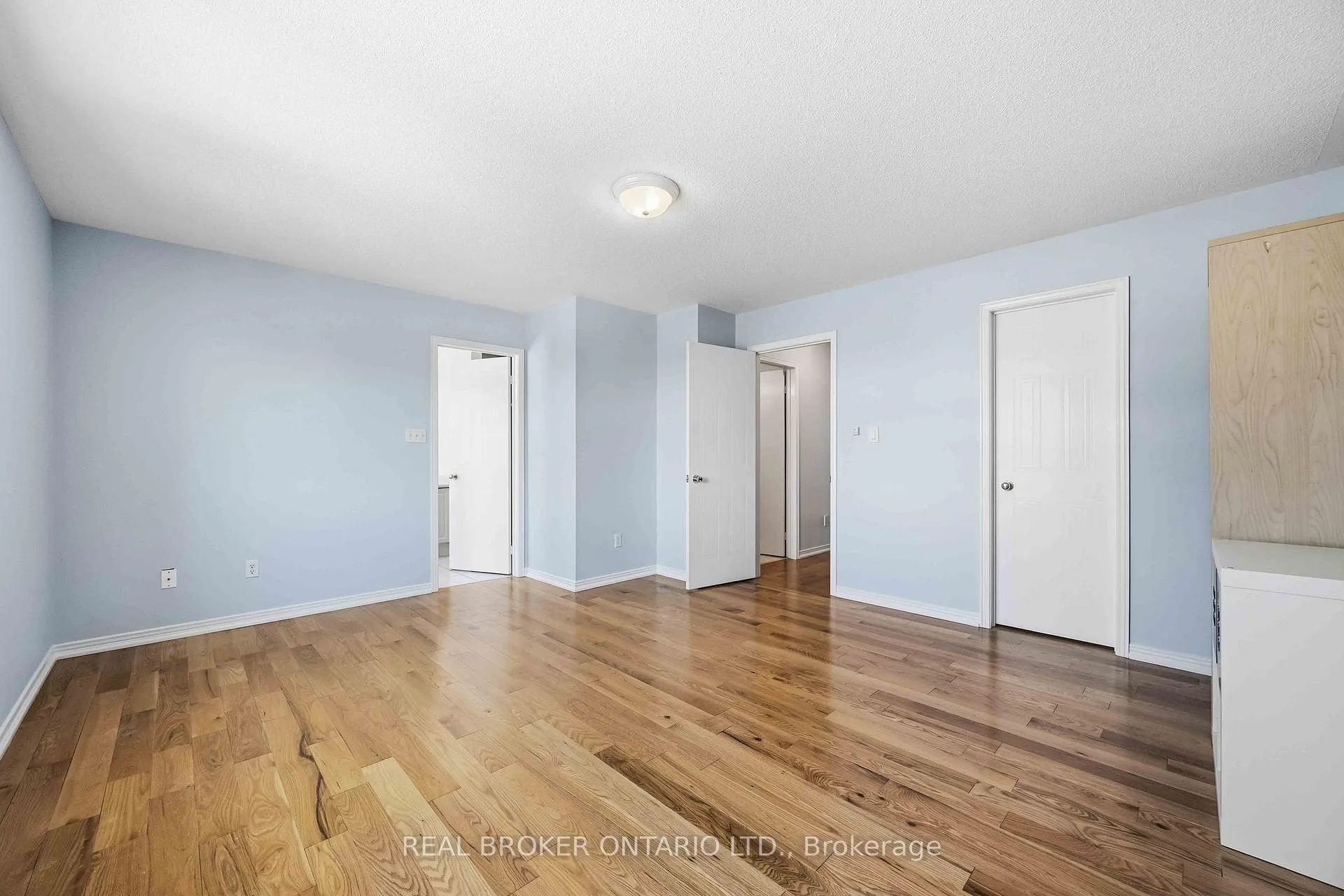 Photo 40 of 8 Medley Crescent, Markham, Milliken Mills East — HOMEH