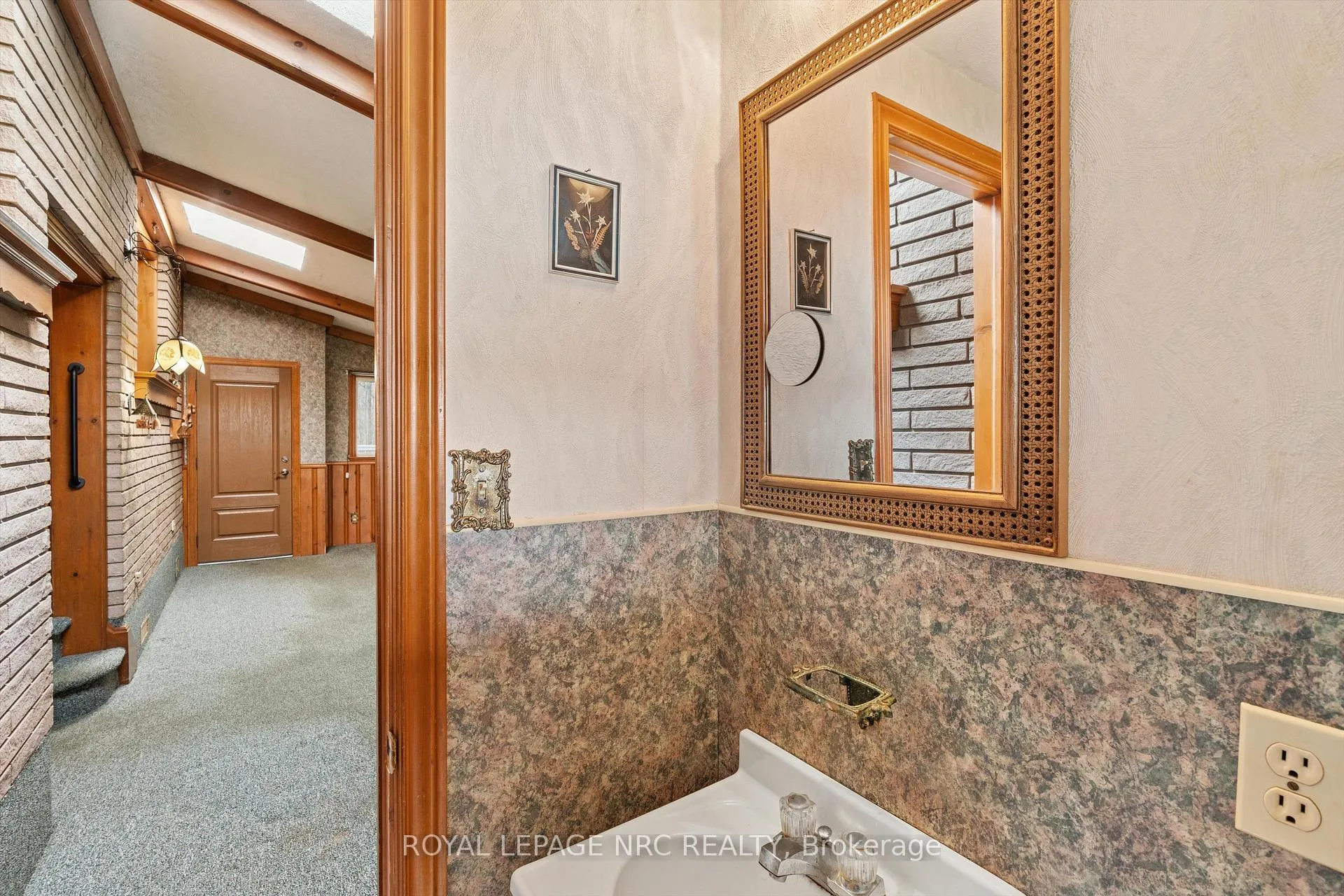 Photo 8 of 4119 Aberdeen Road, Lincoln, Beamsville — HOMEH