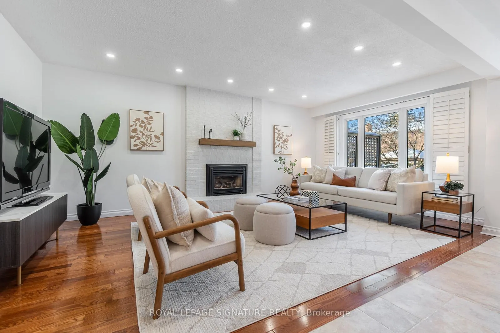Photo 10 of 51 Tilman Circle, Markham, Markham Village — HOMEH