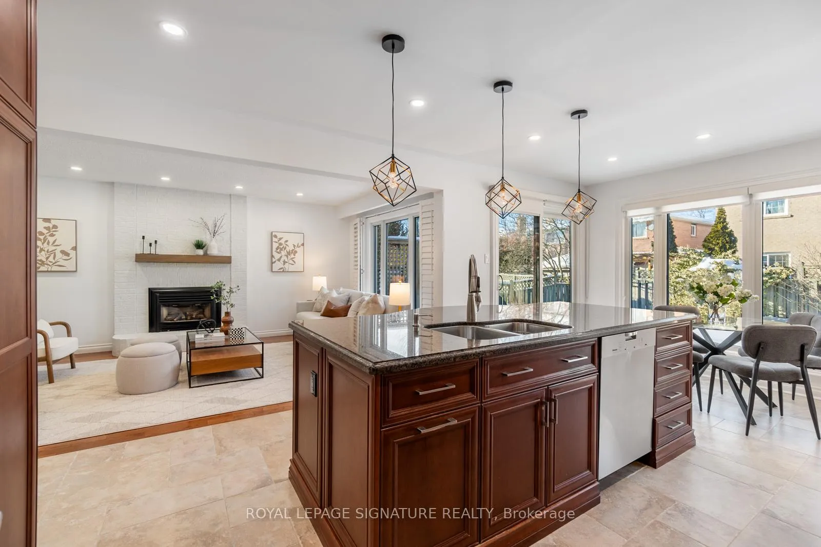 Photo 20 of 51 Tilman Circle, Markham, Markham Village — HOMEH