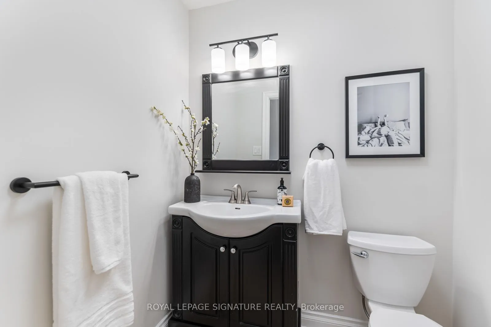 Photo 24 of 51 Tilman Circle, Markham, Markham Village — HOMEH