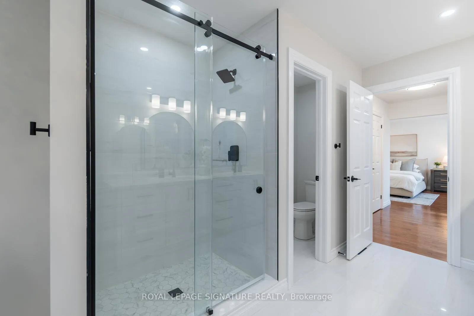 Photo 29 of 51 Tilman Circle, Markham, Markham Village — HOMEH