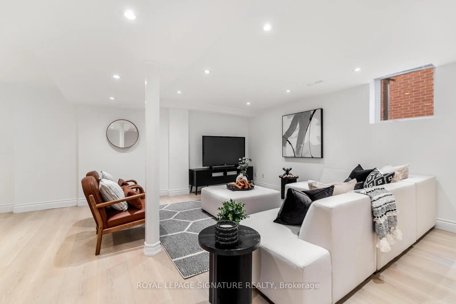 Photo 39 of 51 Tilman Circle, Markham, Markham Village — HOMEH